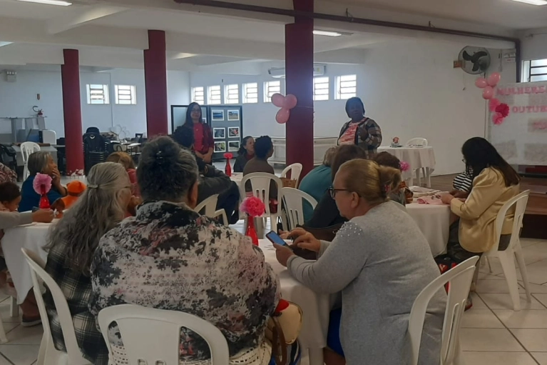 Outubo Rosa: Abadeus promove a&ccedil;&atilde;o alusiva ao m&ecirc;s da preven&ccedil;&atilde;o do c&acirc;ncer de mama