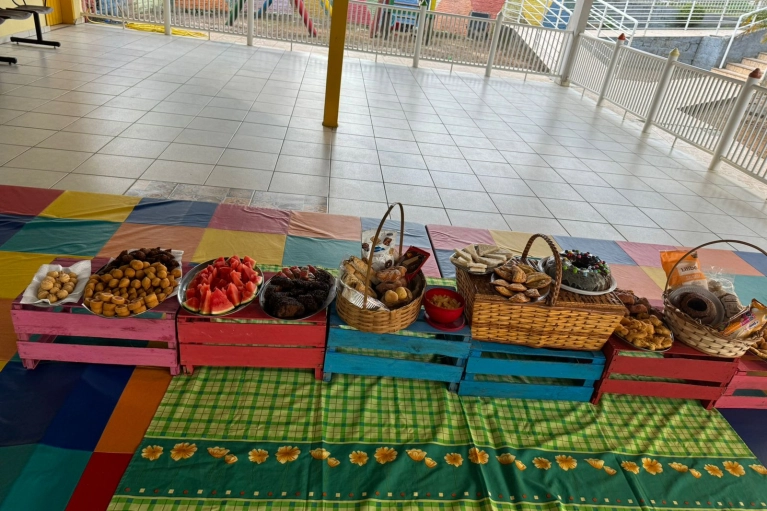 Atividades l&uacute;dicas marcam col&ocirc;nia de f&eacute;rias de inverno na Abadeus