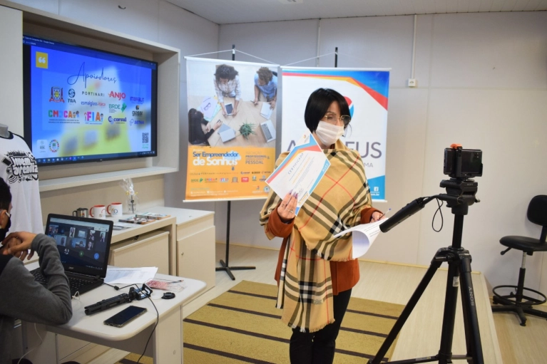 Em 60 anos de história, Abadeus realiza sua primeira formatura on-line