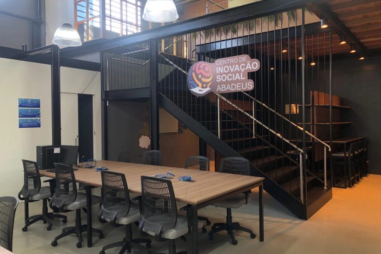 Centro de Inova&ccedil;&atilde;o Social Abadeus lan&ccedil;a novo epis&oacute;dio do podcast Inova&ecirc;