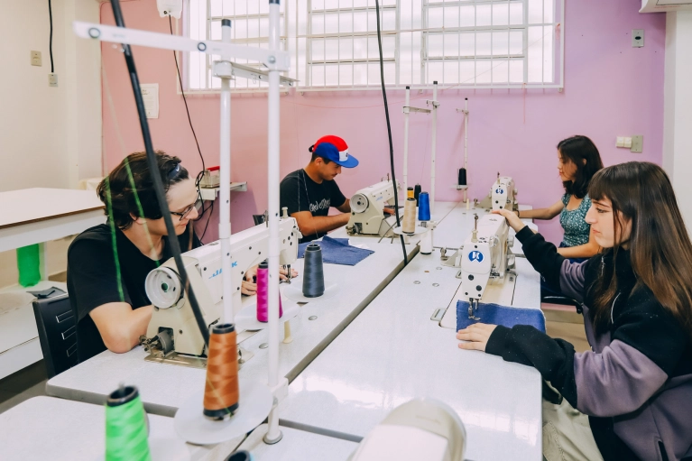 Curso de Costura B&aacute;sica gratuito abre matr&iacute;culas em Crici&uacute;ma