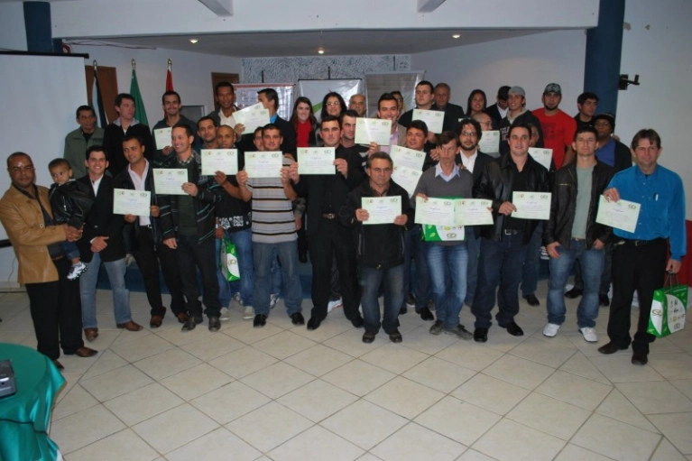 Abadeus forma 49 profissionais na &aacute;rea da constru&ccedil;&atilde;o civil 