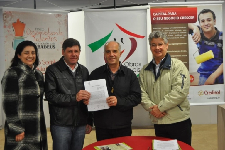 Conv&ecirc;nio com a Credisol fomentar&aacute; o empreendedorismo