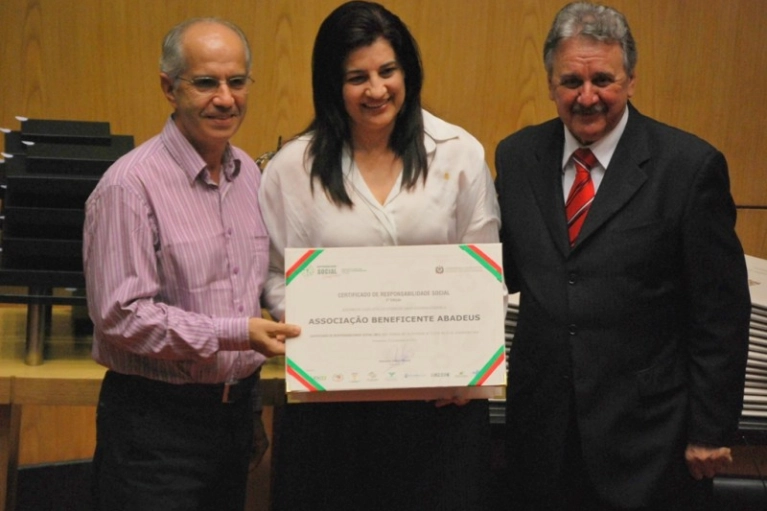 Assembleia Legislativa certifica Abadeus com Pr&ecirc;mio