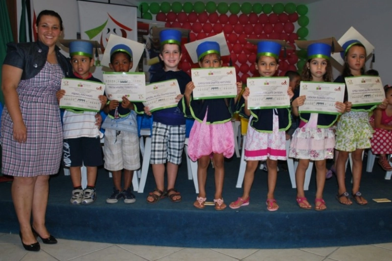 Centro Educa&ccedil;&atilde;o da Infantil da Abadeus encerra o ano com formatura