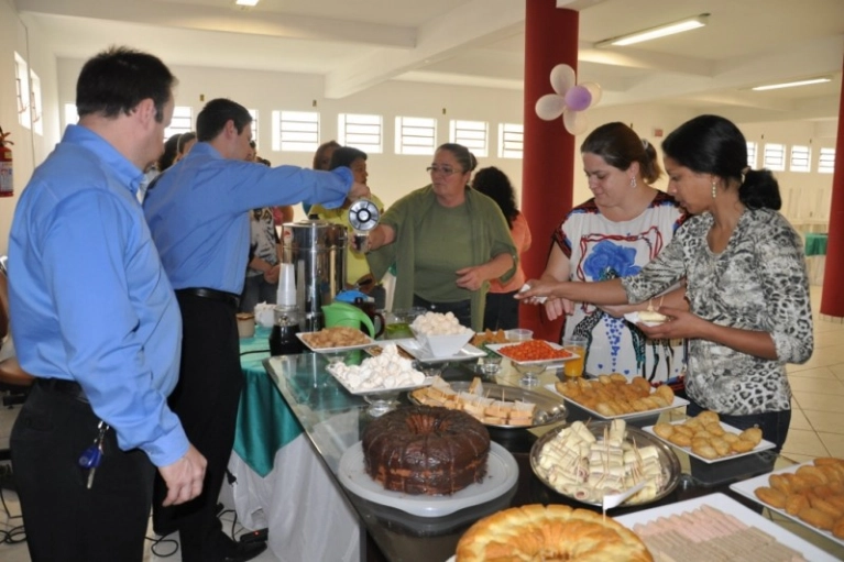 Abadeus realiza Parada Pedag&oacute;gica
