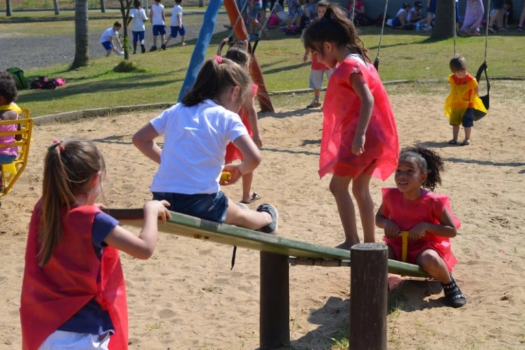 Semana de comemora&ccedil;&atilde;o ao dia das crian&ccedil;as na Abadeus