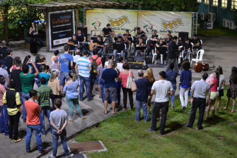 Sinfonia de Talentos faz apresenta&ccedil;&atilde;o na UNESC