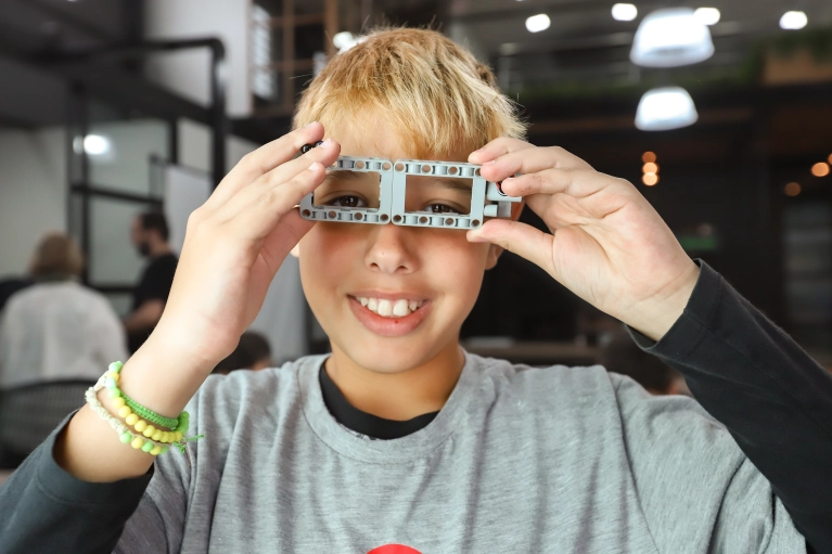 Abadeus abre inscrições para cursos gratuitos nas áreas de tecnologia e comunicação