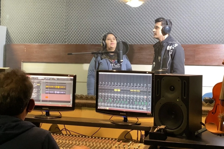 Novidade musical: Abadeus forma coral e lan&ccedil;a seu primeiro videoclipe