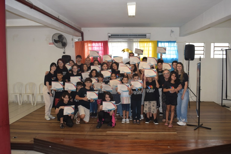 Escola de Artes da Abadeus forma 51 alunos em Oficinas de Cinema