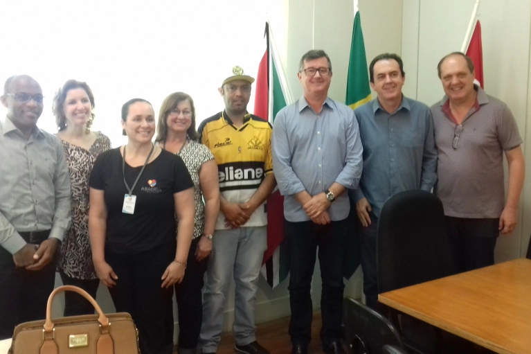 Campanha Crian&ccedil;a Feliz