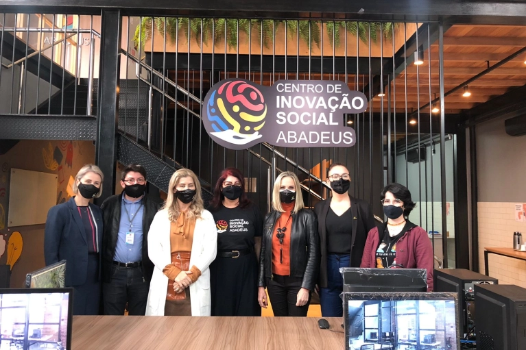 Gestores da Unesc e diretoria da Abadeus dialogam sobre parcerias