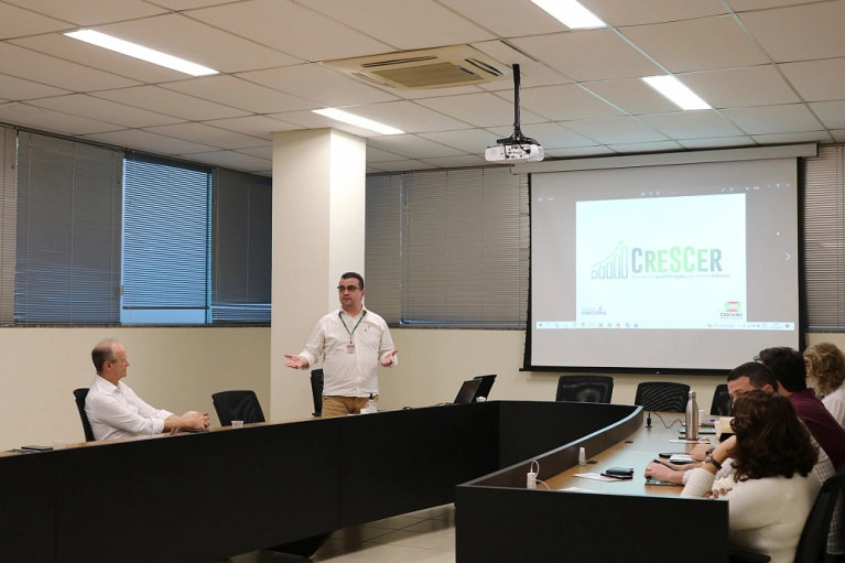 Programa Crescer vai incentivar a qualifica&ccedil;&atilde;o profissional