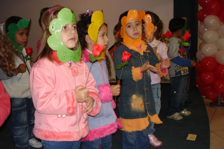 Abadeus realiza homenagem as m&atilde;es
