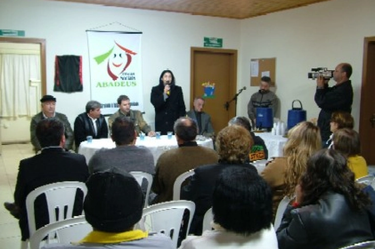 ABADEUS e Secretaria Municipal da S&aacute;ude firmam conv&ecirc;nio