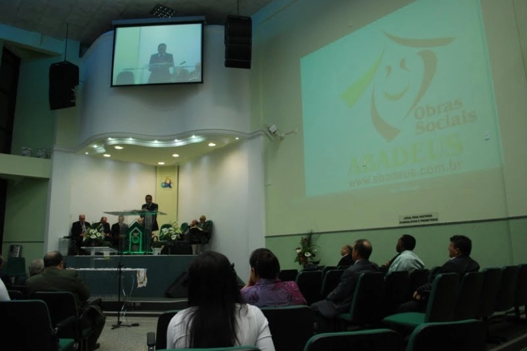 Culto de a&ccedil;&atilde;o de Gra&ccedil;a marca os 50 anos da Abadeus 