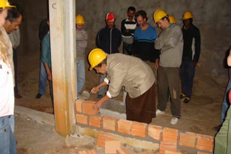 Abadeus oferece curso na area da constru&ccedil;&atilde;o civil