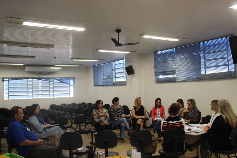 Reuni&atilde;o do CAE