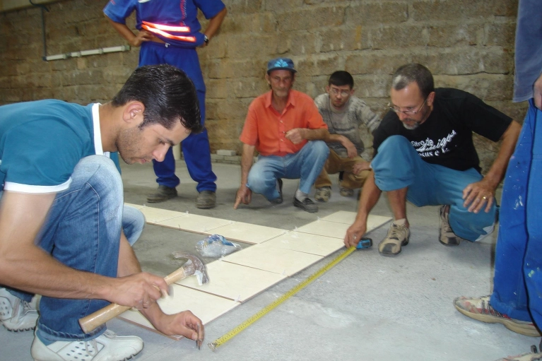 Inscri&ccedil;&otilde;es abertas para o curso de pedreiro