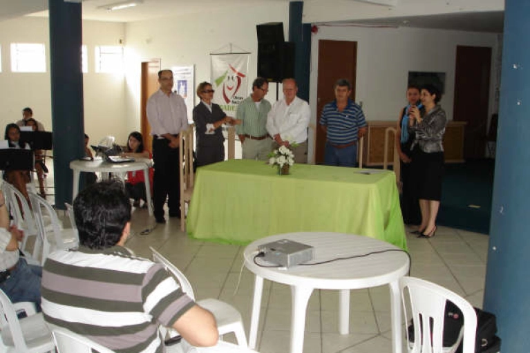 Abadeus completa 49 anos, e realiza caf&eacute; com a imprensa e parceiros