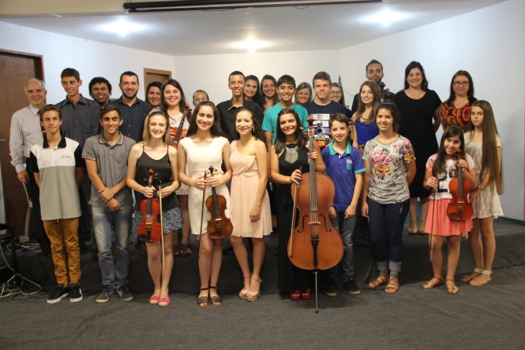  Mostra de musica Projeto Sinfonia de Talentos.