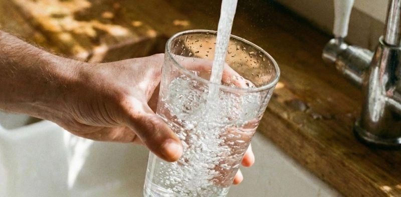 Reparos em adutora na rua Dona Francisca podem afetar abastecimento de &aacute;gua em Joinville nesta quinta-feira