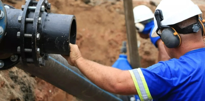 Manuten&ccedil;&otilde;es na rede de &aacute;gua e esgoto interditam ruas e podem afetar abastecimento, em Joinville