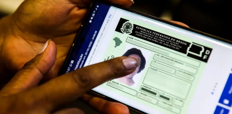 Carteiras de habilita&ccedil;&atilde;o ser&atilde;o renovadas automaticamente para &ldquo;bons motoristas&rdquo;; entenda