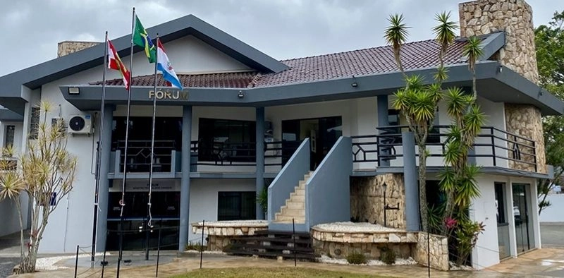 Homem &eacute; condenado a mais de 60 anos de pris&atilde;o por matar companheira em Penha