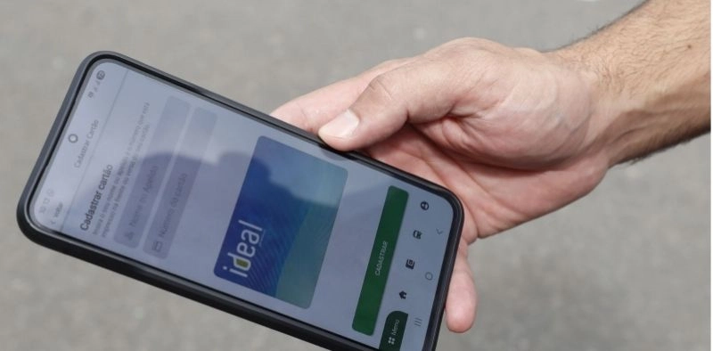 Novo aplicativo permite pagar e recarregar transporte coletivo pelo celular em Joinville