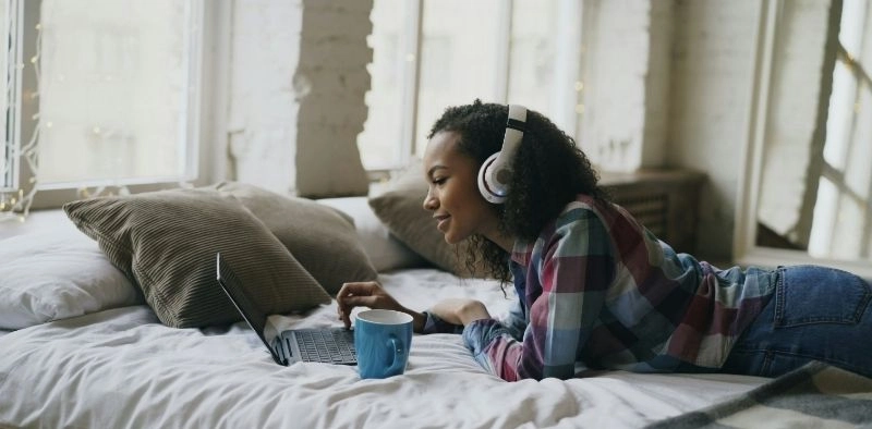 Qual m&uacute;sica voc&ecirc; est&aacute; ouvindo nas plataformas digitais?