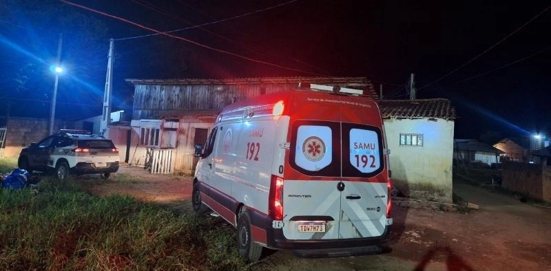 Dois homens s&atilde;o encontrados mortos com marcas de tiros dentro de casa em Joinville 