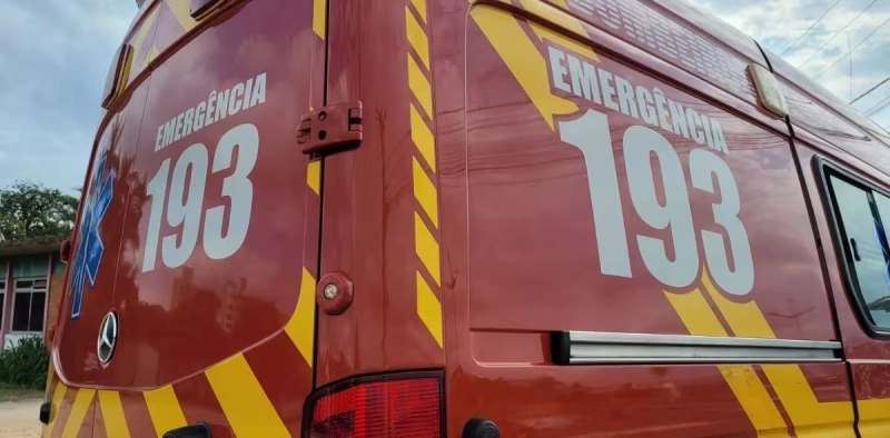 Mulher morre na cama ap&oacute;s ser atingida por forro PVC, em Joinville