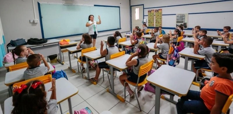 Cerca de 80 mil alunos voltam &agrave;s aulas na rede municipal de Joinville nesta quinta-feira