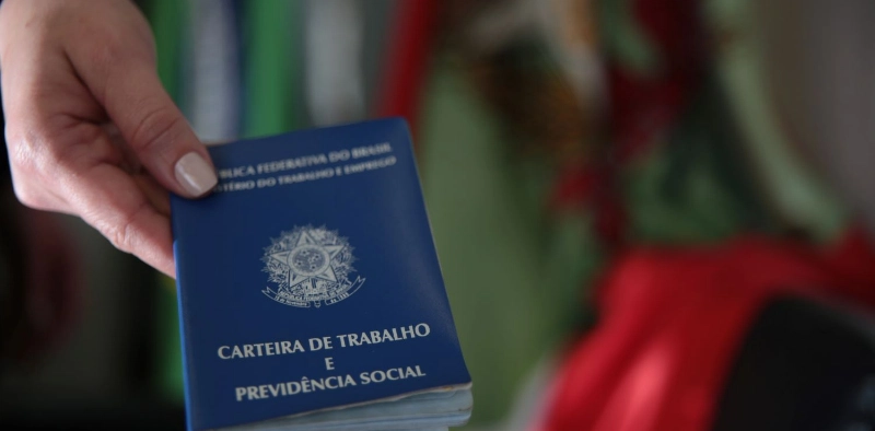 Mais de 950 vagas de empregos est&atilde;o sendo ofertadas atrav&eacute;s do Sine no Norte de SC