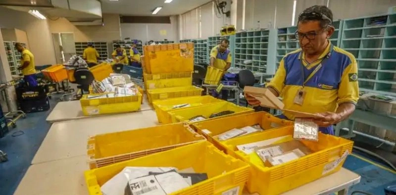 Correios inaugura d&eacute;cimo ponto de coleta em Joinville