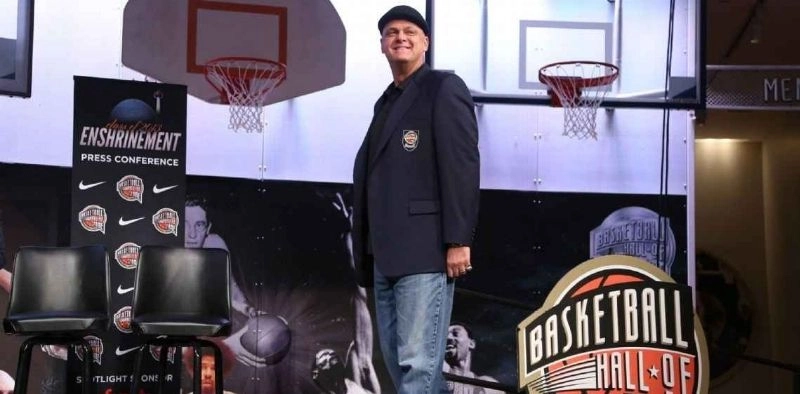 Lenda do basquete, Oscar Schmidt morre aos 68 anos