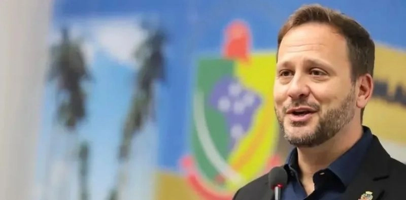 Prefeito de Joinville, Adriano Silva, se despede do cargo nesta quinta-feira