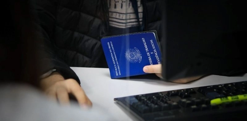 Sine oferece quase 400 vagas de emprego em Joinville