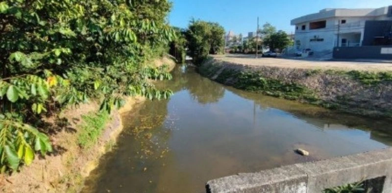 Justi&ccedil;a determina que Joinville s&oacute; fa&ccedil;a limpeza de rios com licenciamento ambiental