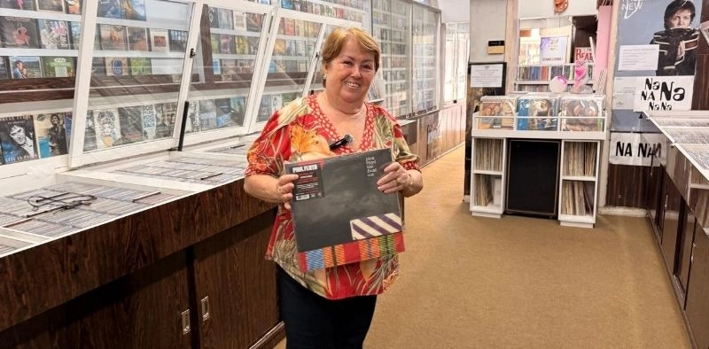 Refer&ecirc;ncia no vinil, Discol&acirc;ndia preserva hist&oacute;ria da m&uacute;sica e marca gera&ccedil;&otilde;es em Joinville