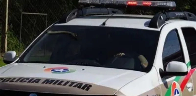 Discuss&atilde;o por ci&uacute;mes termina com den&uacute;ncia de estupro e amea&ccedil;a de morte em Jaragu&aacute; do Sul