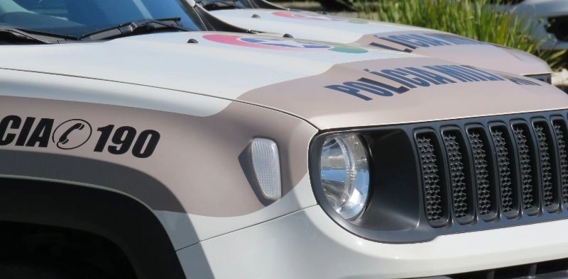 Homem invade casas, amea&ccedil;a mulher com faca e causa tens&atilde;o em Canoinhas