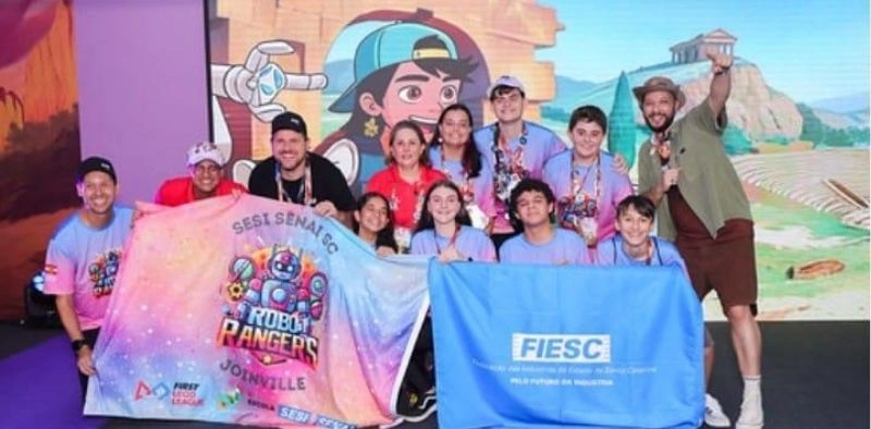 Estudantes de Joinville conquistam vaga em torneio internacional de rob&oacute;tica nos Estados Unidos