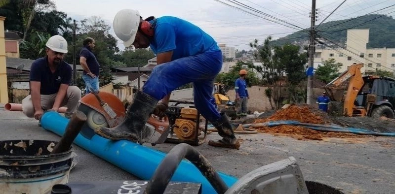 Obras na rede de distribui&ccedil;&atilde;o de &aacute;gua podem afetar abastecimento do bairro Zona Industrial Norte neste domingo