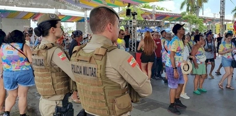Policiamento &eacute; refor&ccedil;ado durante Carnaval em Barra Velha e Penha