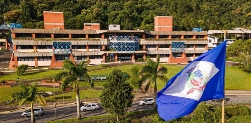 Inscri&ccedil;&otilde;es para concurso da Educa&ccedil;&atilde;o de Joinville terminam nesta sexta-feira