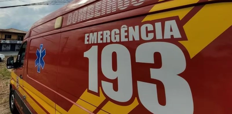 Trabalhador morre ap&oacute;s ser esmagado por viga de 700 kg durante obra, em Joinville