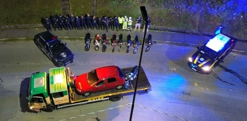 Opera&ccedil;&atilde;o conjunta flagra &lsquo;rolezinho&rsquo; e gera mais de 30 autua&ccedil;&otilde;es em Joinville